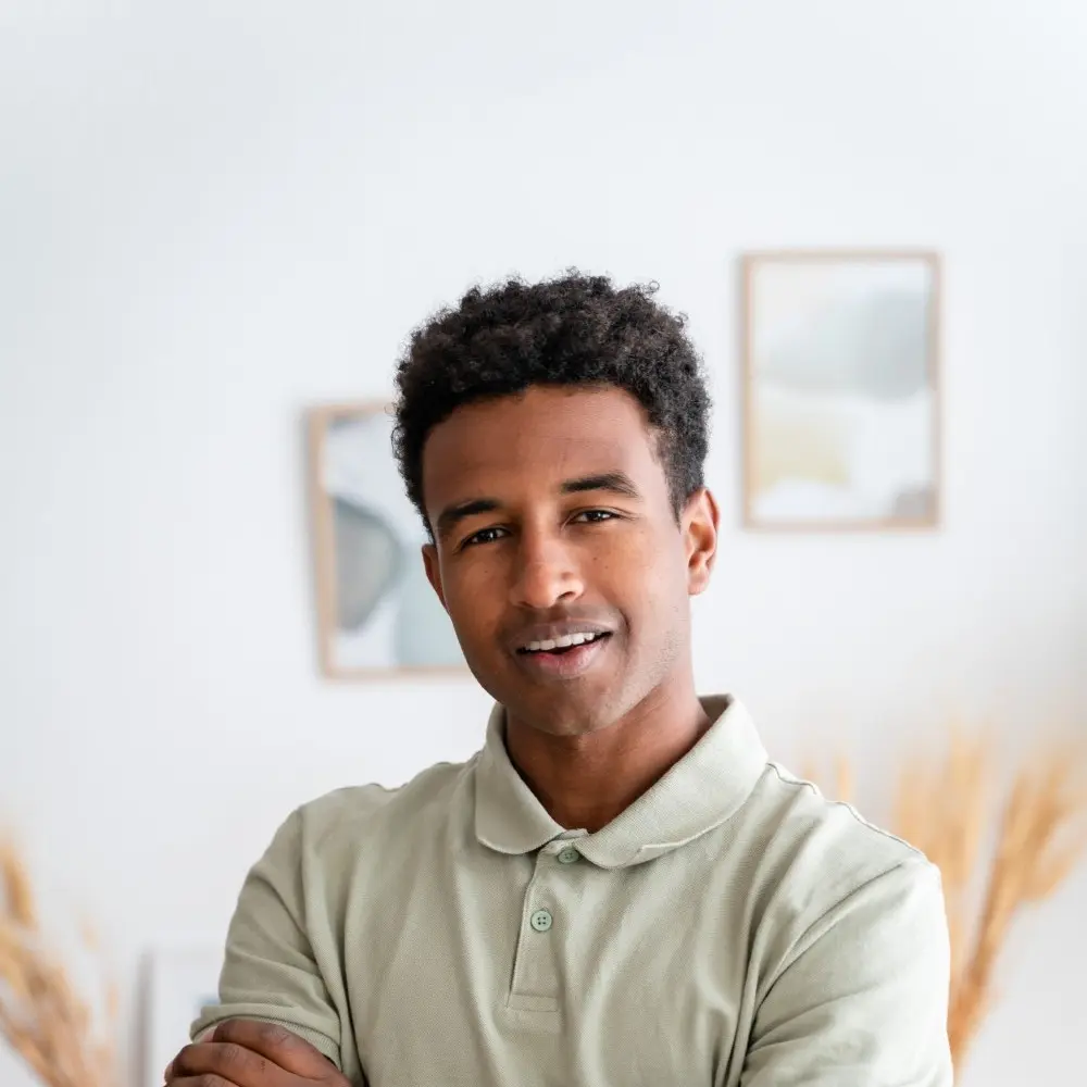 this is a man with casual wear